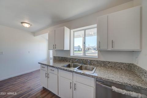 5657 N 39th Ave, Phoenix, AZ 85019 photo 10