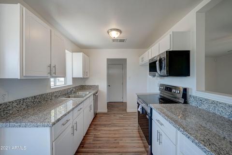 5657 N 39th Ave, Phoenix, AZ 85019 photo 7