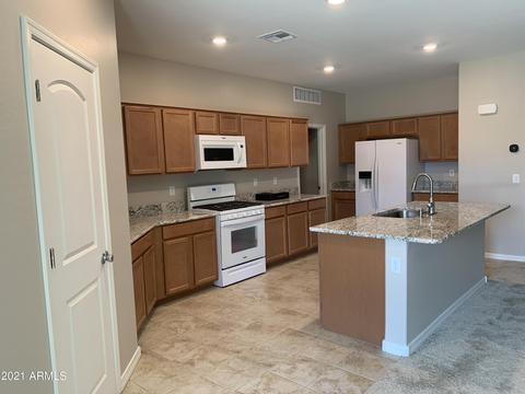 693 E Drexel Ct, Gilbert, AZ 85297 photo 7