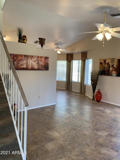 3748 E Taro Ln, Phoenix, AZ 85050 photo 2