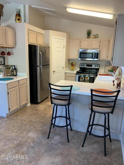 3748 E Taro Ln, Phoenix, AZ 85050 photo 8