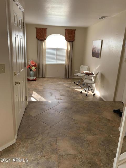 3748 E Taro Ln, Phoenix, AZ 85050 photo 5