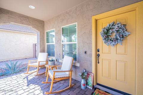 2289 E Runaway Bay Pl, Gilbert, AZ 85298 photo 3