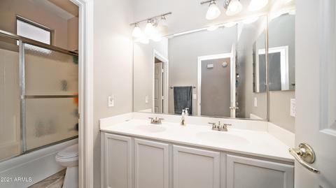 1079 S Oak Ct, Gilbert, AZ 85233 photo 15