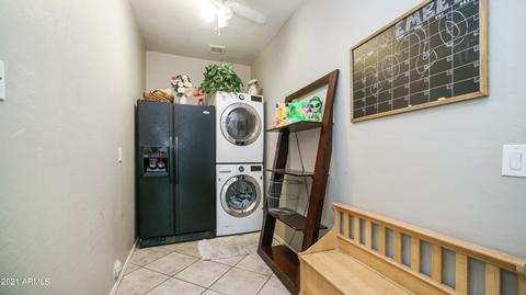1079 S Oak Ct, Gilbert, AZ 85233 photo 8