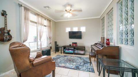 1079 S Oak Ct, Gilbert, AZ 85233 photo 4