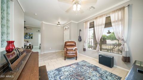 1079 S Oak Ct, Gilbert, AZ 85233 photo 5