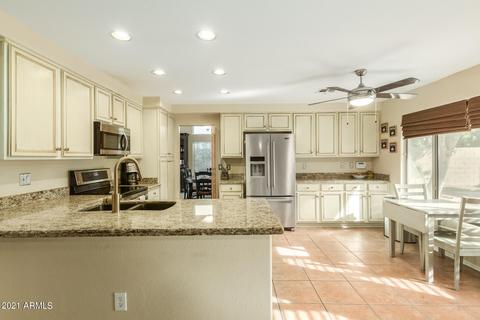 1827 E Aspen Way, Gilbert, AZ 85234 photo 14
