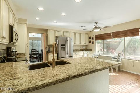 1827 E Aspen Way, Gilbert, AZ 85234 photo 13