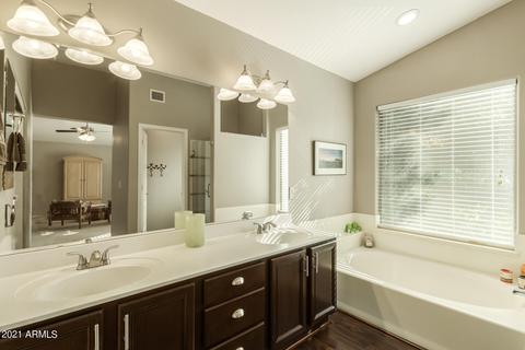 1827 E Aspen Way, Gilbert, AZ 85234 photo 25