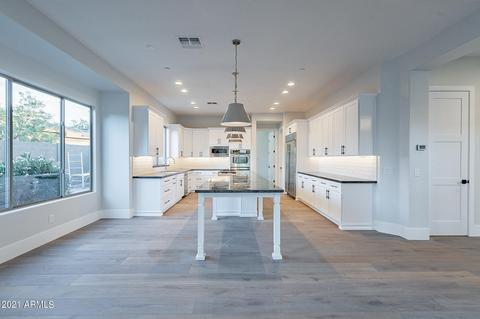 3856 Expedition Way, Phoenix, AZ 85050 photo 16
