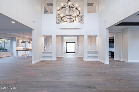 3856 Expedition Way, Phoenix, AZ 85050 photo 4