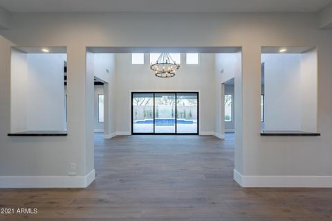 3856 Expedition Way, Phoenix, AZ 85050 photo 5