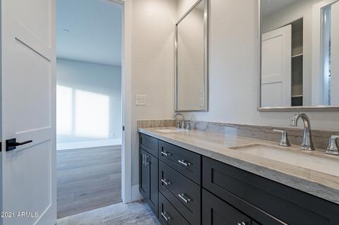 3856 Expedition Way, Phoenix, AZ 85050 photo 39