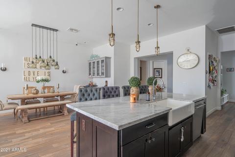 4201 E Cheery Lynn Rd, Phoenix, AZ 85018 photo 10