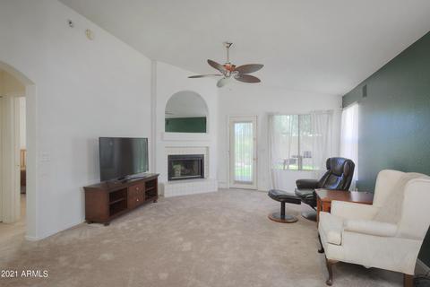 746 S Sorrell Ln, Gilbert, AZ 85296 photo 2