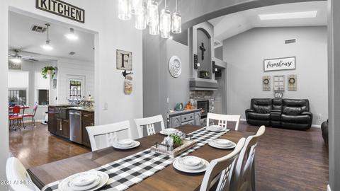 3877 E Washington Ave, Gilbert, AZ 85234 photo 5