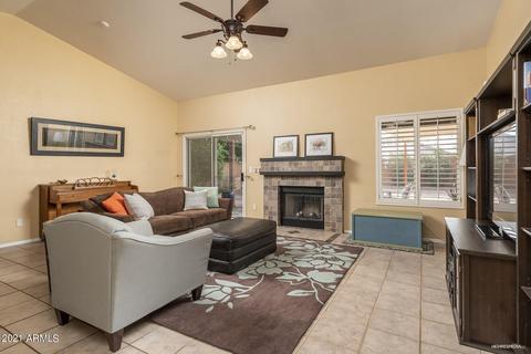 2527 E Taro Ln, Phoenix, AZ 85050 photo 3