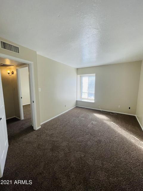3414 W Echo Ln, Phoenix, AZ 85051 photo 9