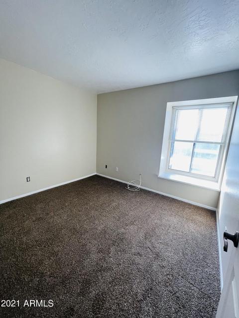 3414 W Echo Ln, Phoenix, AZ 85051 photo 10