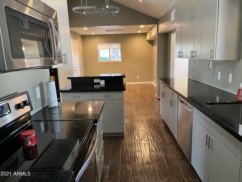 2202 E Sandra Ter, Phoenix, AZ 85022 photo 10