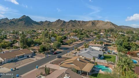 2338 E Sahuaro Dr, Phoenix, AZ 85028 photo 2