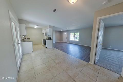 4039 E Sacaton St, Phoenix, AZ 85044 photo 4