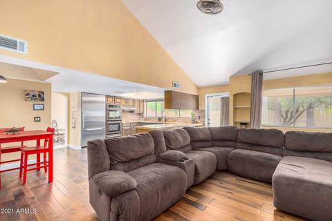 271 E Tremaine Ave, Gilbert, AZ 85234 photo 8