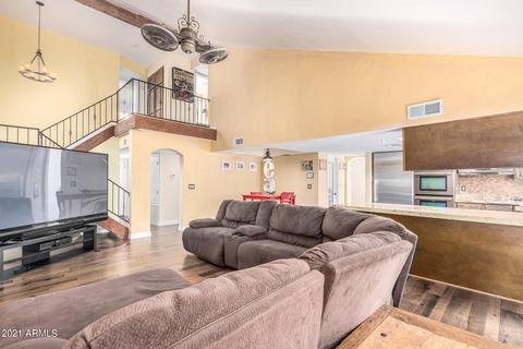 271 E Tremaine Ave, Gilbert, AZ 85234 photo 9