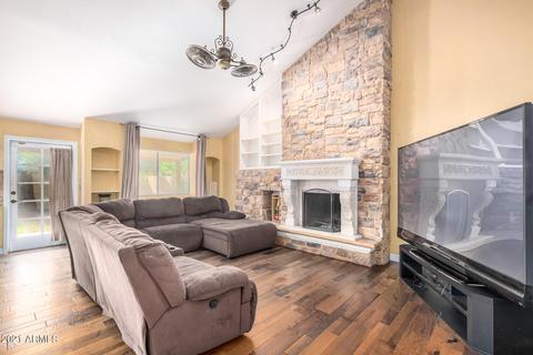 271 E Tremaine Ave, Gilbert, AZ 85234 photo 7