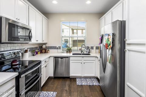 4291 E Toledo St, Gilbert, AZ 85295 photo 9