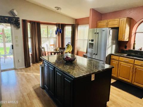 1216 E Sandra Ter E, Phoenix, AZ 85022 photo 3