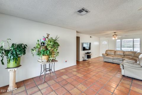 4902 W Aster Dr, Glendale, AZ 85304 photo 3