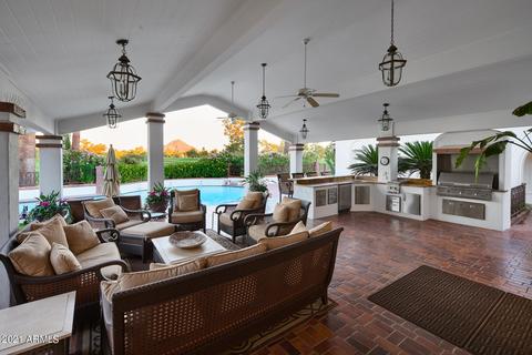 37 Biltmore Est, Phoenix, AZ 85016 photo 23