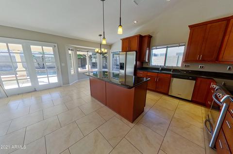 4307 E Rock Wren Rd, Phoenix, AZ 85044 photo 5