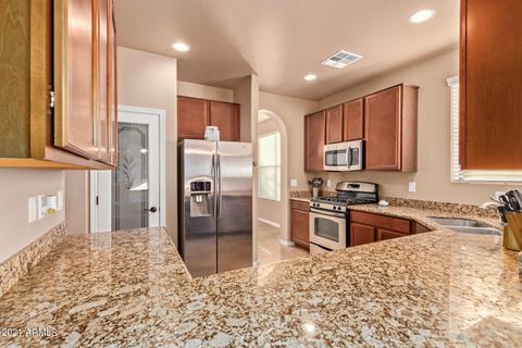 903 S Wallrade Ln, Gilbert, AZ 85296 photo 14