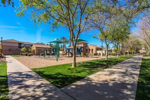 903 S Wallrade Ln, Gilbert, AZ 85296 photo 52
