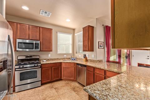 903 S Wallrade Ln, Gilbert, AZ 85296 photo 11