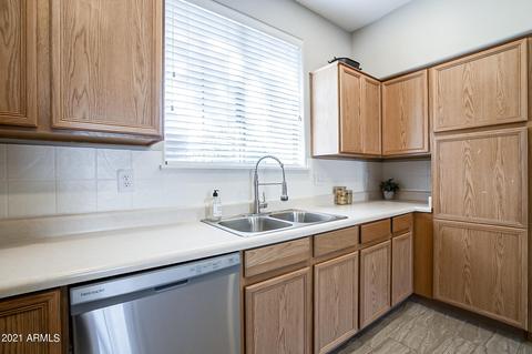 1935 E Ivanhoe St, Gilbert, AZ 85295 photo 9