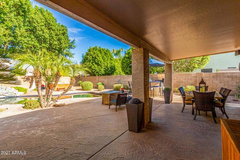 946 E Liberty Ln, Gilbert, AZ 85296 photo 23