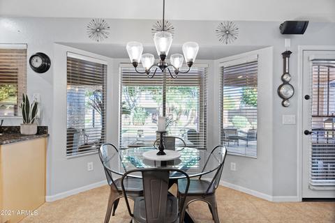 946 E Liberty Ln, Gilbert, AZ 85296 photo 11