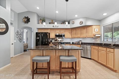 946 E Liberty Ln, Gilbert, AZ 85296 photo 9
