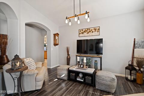 946 E Liberty Ln, Gilbert, AZ 85296 photo 5