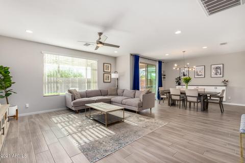 2847 E Tina Dr, Phoenix, AZ 85050 photo 6