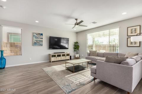 2847 E Tina Dr, Phoenix, AZ 85050 photo 7