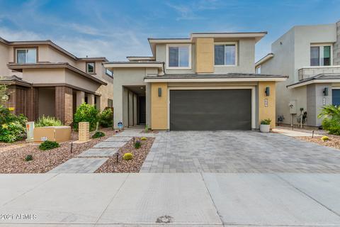 2847 E Tina Dr, Phoenix, AZ 85050 photo 1