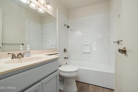 1027 E Michelle Dr, Phoenix, AZ 85022 photo 12
