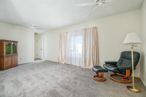 1027 E Michelle Dr, Phoenix, AZ 85022 photo 4