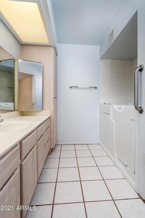 2227 S Periwinkle --, Mesa, AZ 85209 photo 16