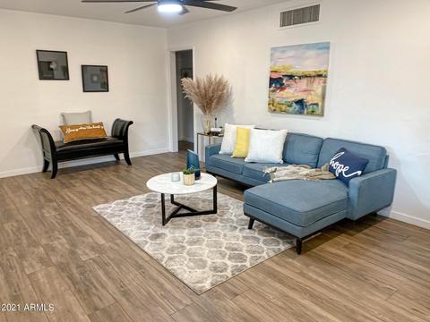 2211 N 28th St, Phoenix, AZ 85008 photo 2